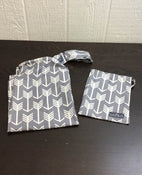 used Kids N’ Such Nursing Cover With Sewn In Burp Cloth