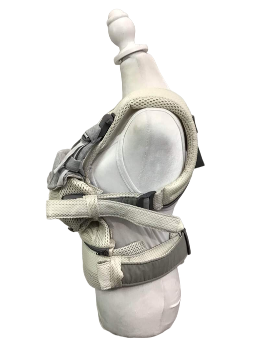 secondhand BabyBjorn Baby Carrier Harmony, Cream