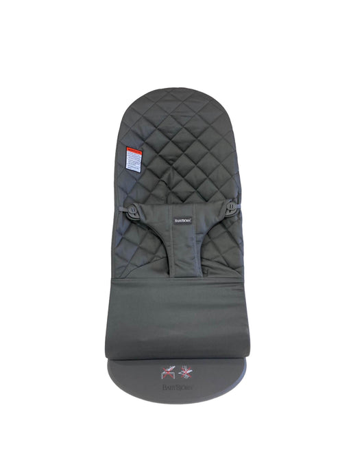 used BabyBjorn Bouncer Bliss, Dark Gray Frame, Anthracite Cotton Classic Quilt