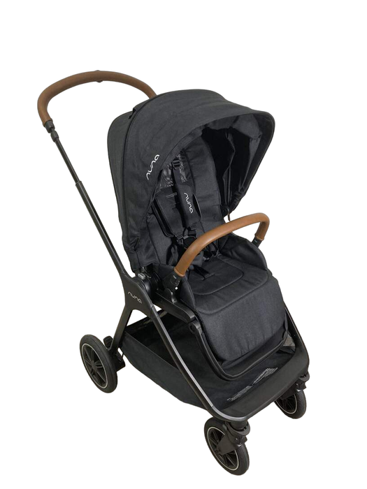 secondhand Nuna Triv Next + Pipa Urbn Travel System, 2023, Caviar