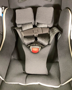 secondhand Nuna PIPA Lite R Infant Car Seat