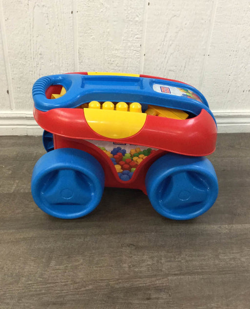 used Mega Bloks Block Scooping Wagon With Mega Bloks