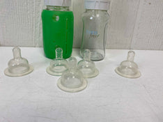 secondhand Born Free Natural Feeding Glass Bottles 9oz