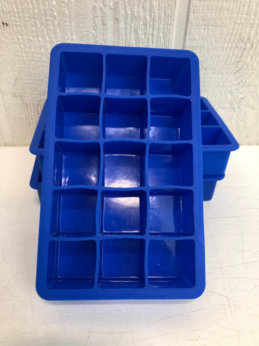 secondhand BUNDLE Silicone Freezer/Storage Trays