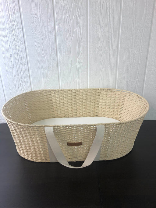 used Design Dua Ark Bassinet