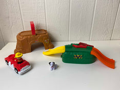 used Fisher Price Little People Wheelies Play 'n Go Construction Site