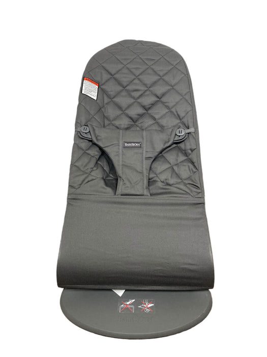 secondhand BabyBjorn Bouncer Bliss, Dark Gray Frame, Anthracite Cotton Classic Quilt