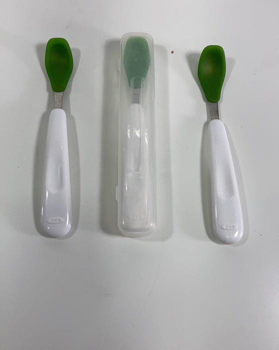 used BUNDLE Feeding Accessories, Oxo Tot Spoons With Case