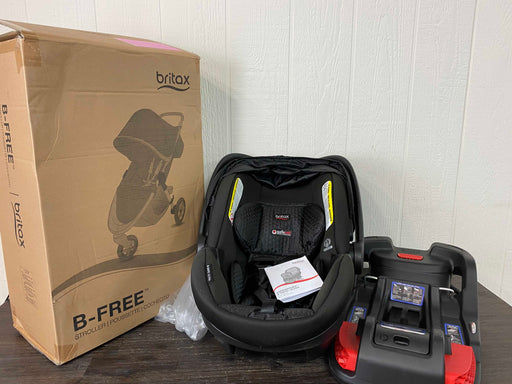 secondhand Britax B-Free Travel System, 2019 Midnight