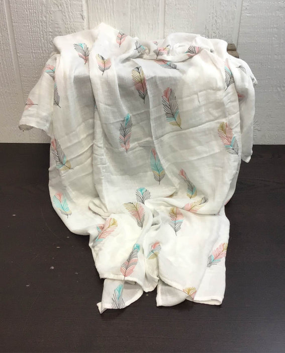 used LifeTree Muslin Swaddle Blanket