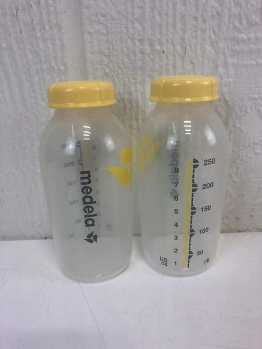 secondhand Medela Milk Storage Containers