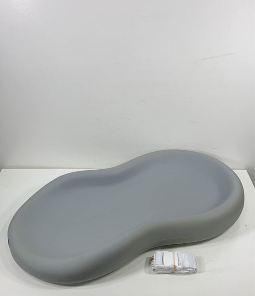 used Keekaroo Peanut Changing Pad, Grey