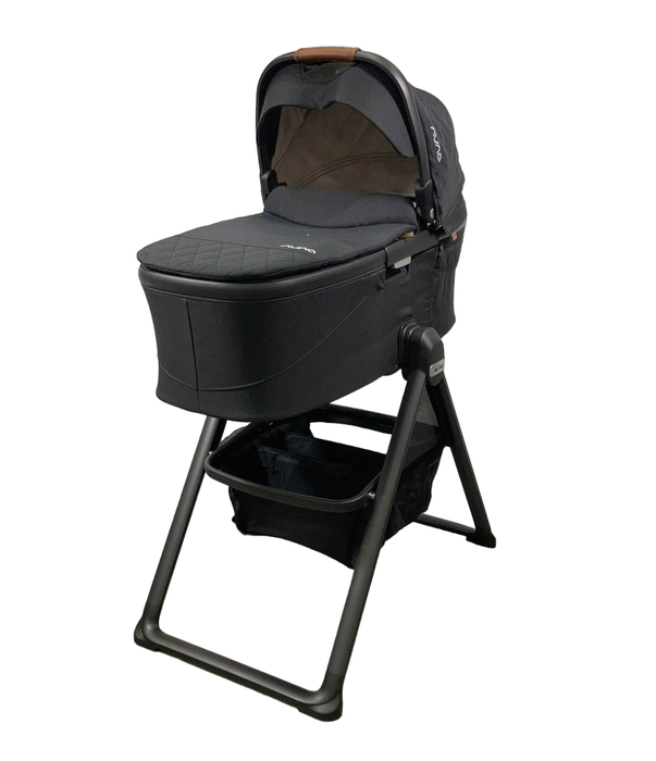 used Nuna Demi Grow Bassinet + Stand, 2023, Caviar