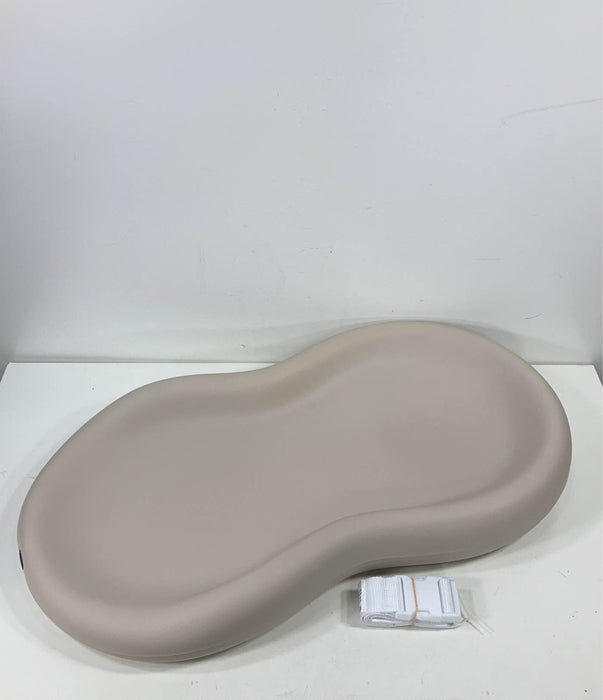 used Keekaroo Peanut Changing Pad, Vanilla