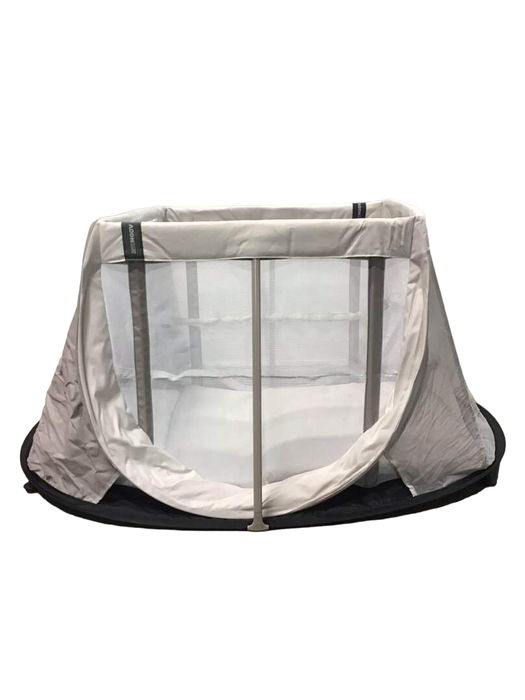 used Aeromoov Instant Travel Playard, White Sand