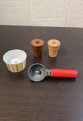 used Melissa & Doug Wooden Scoop & Serve Ice Cream Counter