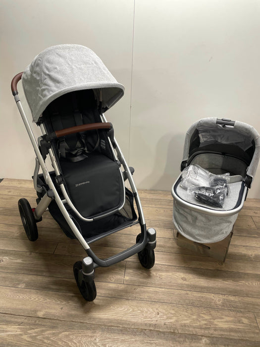 secondhand UPPAbaby VISTA V2 Stroller, Stella (Grey Brushed Melange)