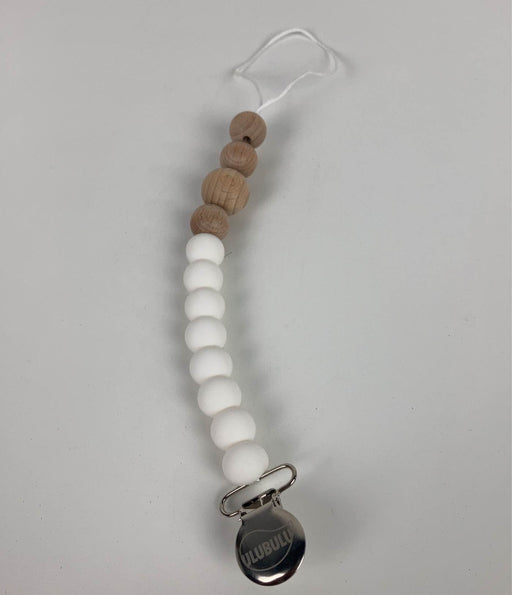 used Ulubulu Silicone Pacifier Clip