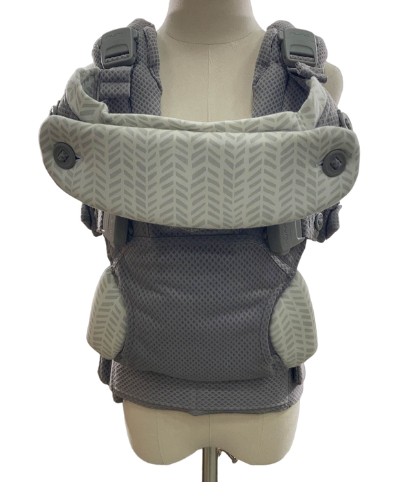 used Nuna Cudl Baby Carrier, Broken Arrow Gray