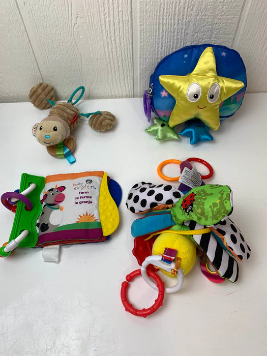 secondhand BUNDLE Grasping Toys