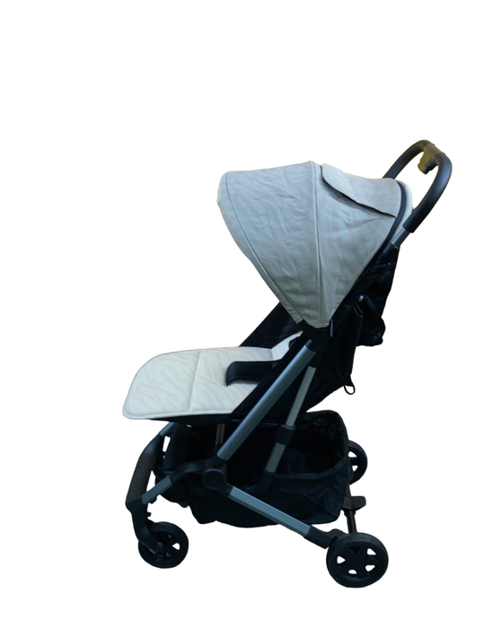 secondhand Colugo Compact Stroller, Dune Zebra, 2022