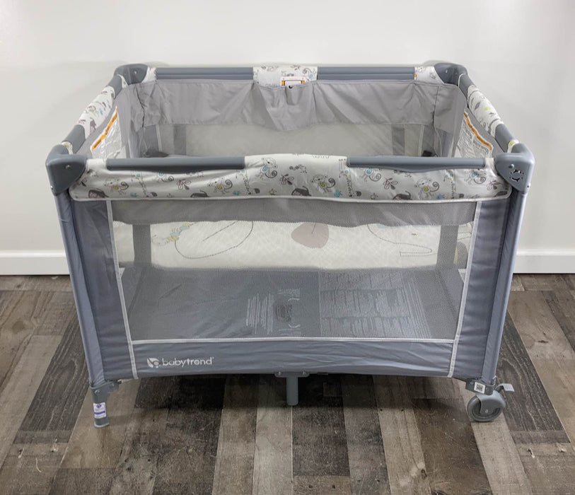 used Baby Trend EZRest Deluxe Nursery Center