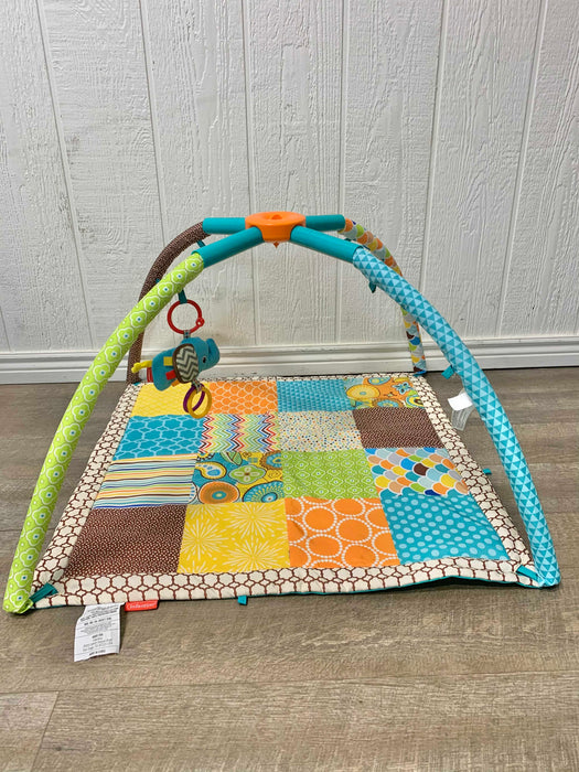 used Infantino Go GaGa Deluxe Twist and Fold Baby Activity Tummy Time Gym