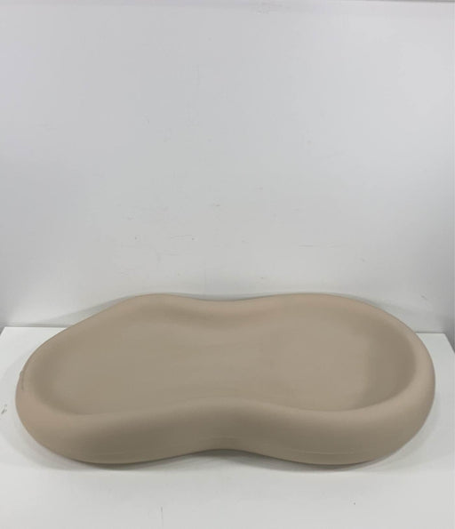 secondhand Keekaroo Peanut Changing Pad