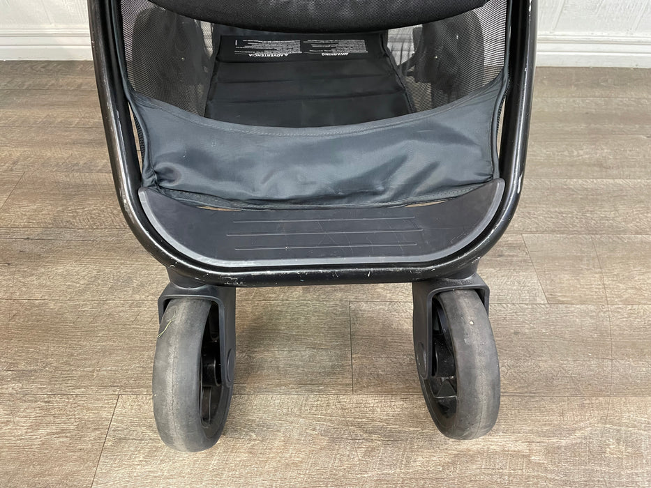 gb Lyfe Stroller, 2017