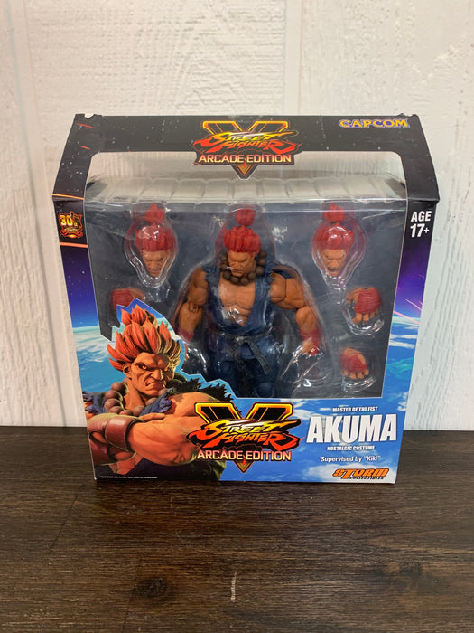 Street Fighter Storm Collectible Akuma