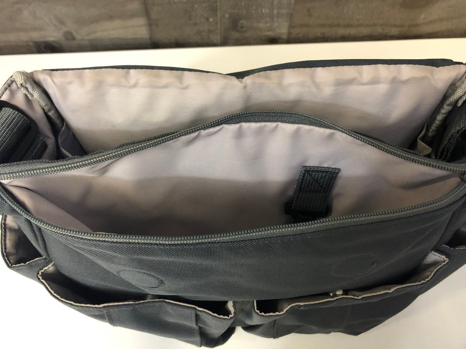 Skip Hop Messenger Diaper Bag